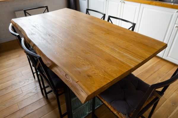 Table Assembly in Garland