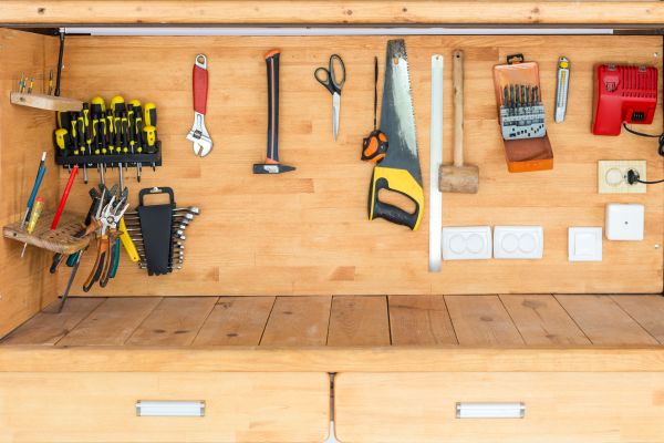 Workbench Assembly in Garland